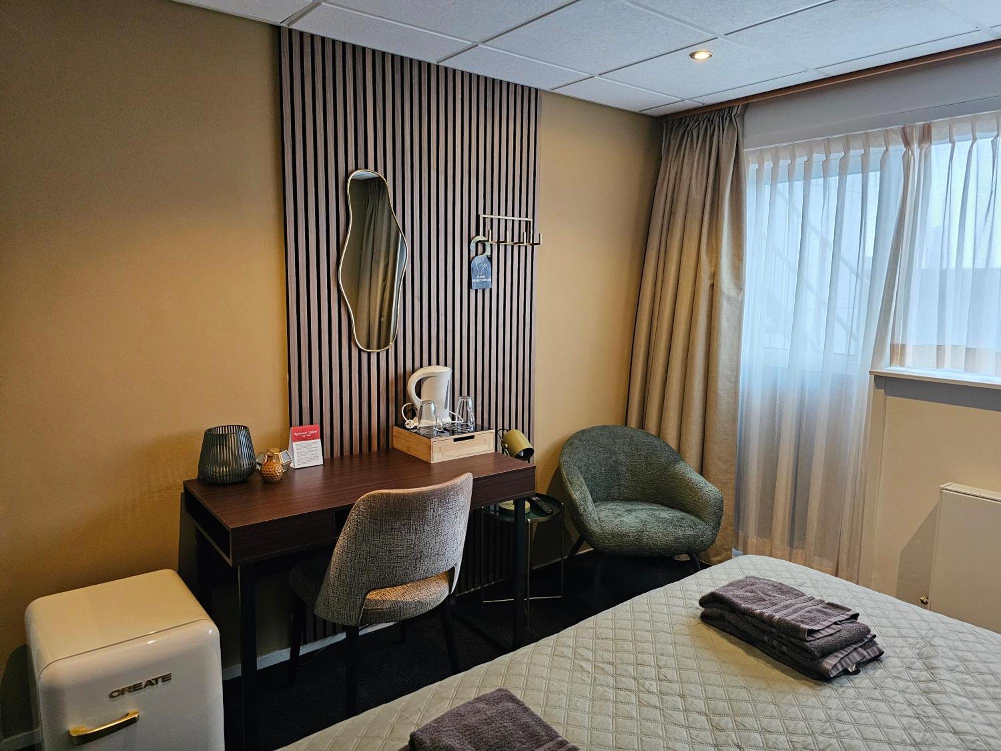 Hotel Restaurant Solskin Влисинген Екстериор снимка